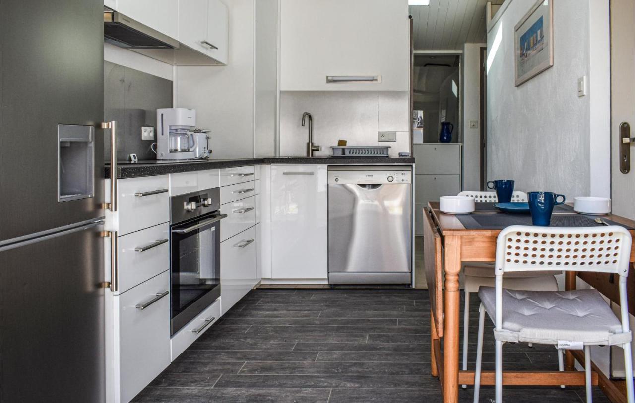 Nice Apartment In Noirmoutier-En-Lile With Wifi Экстерьер фото