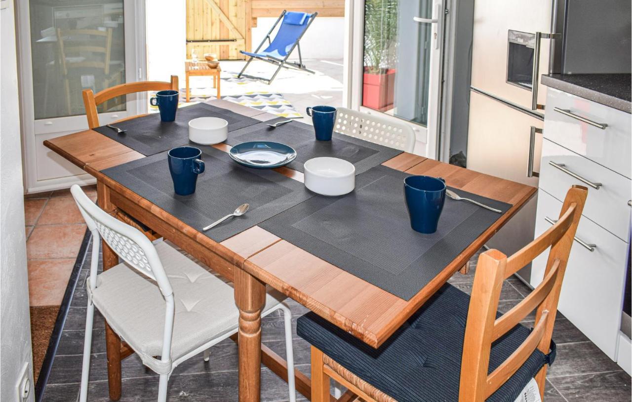 Nice Apartment In Noirmoutier-En-Lile With Wifi Экстерьер фото